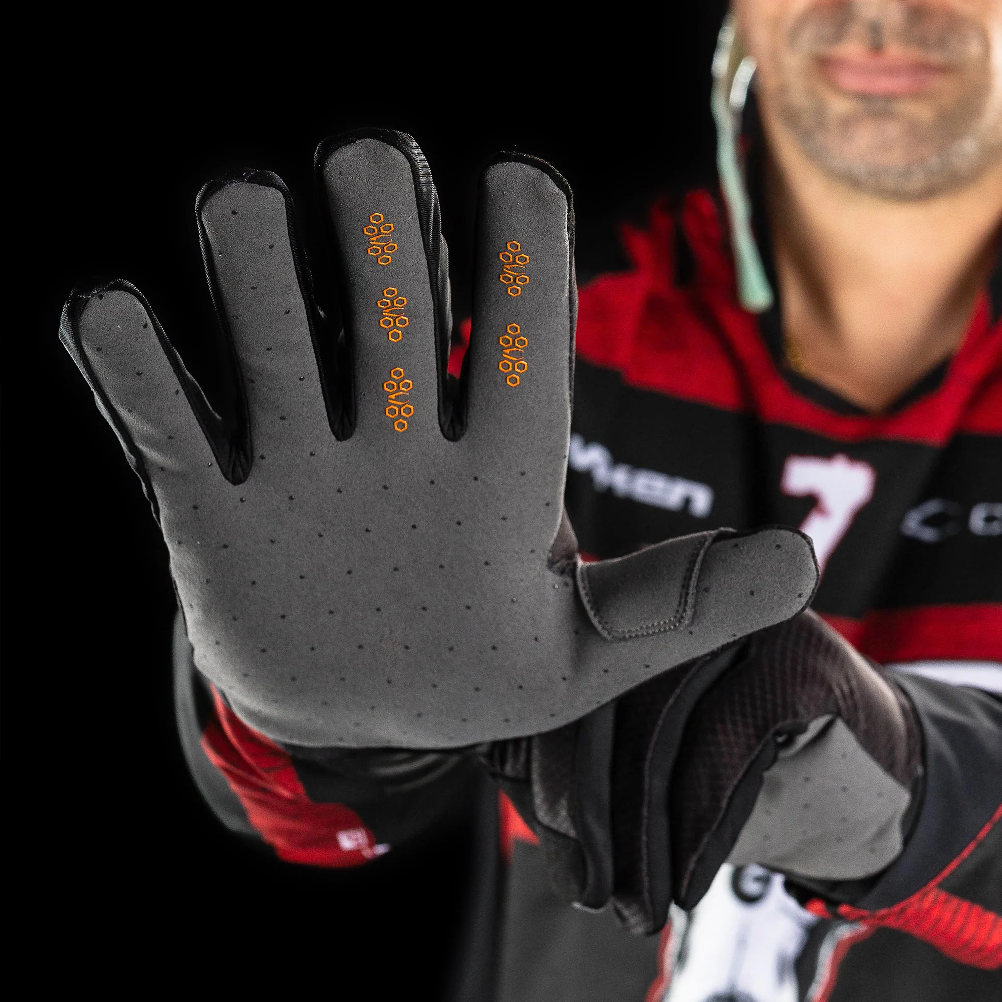 SC AIR GLOVES - Image 12